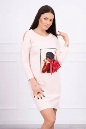 Dress with graphics and bow in polka dots 3D powdered pink