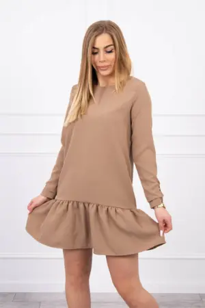 Dress with a flounce camel