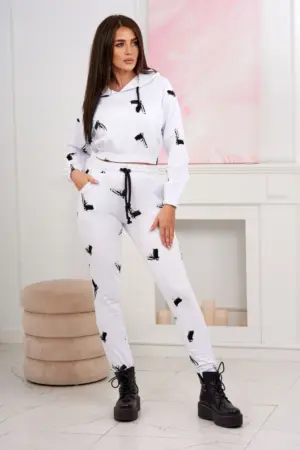 Set with printed pistols white