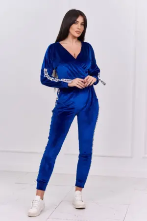 Velor set with Queen inscription mauve-blue