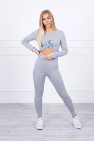 Set with ruffles on the blouse gray