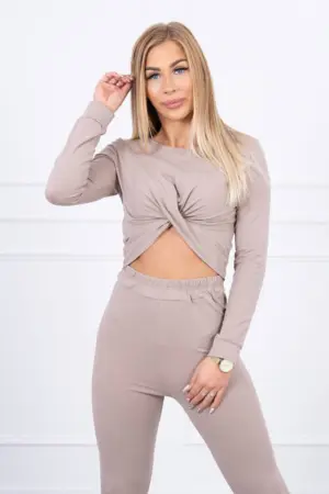 Set with ruffles on the blouse beige