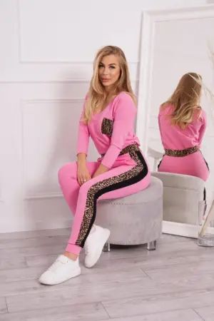 Set with panther motif light pink