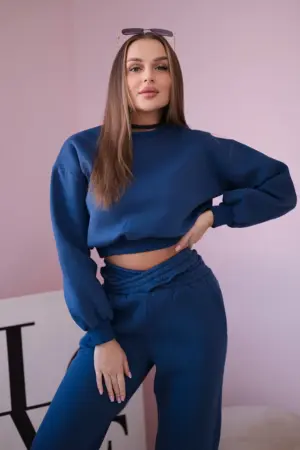 Insulated set with a short sweatshirt jeans