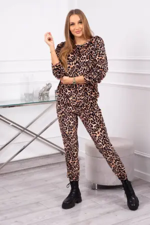 Velor set with leopard print beige
