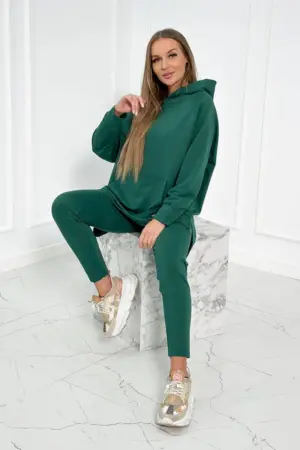 Set with a hoodie dark green