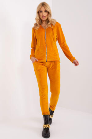 Σετ Φόρμας  191130 Relevance