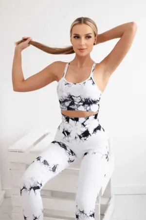 Fitness set top + push up leggings white